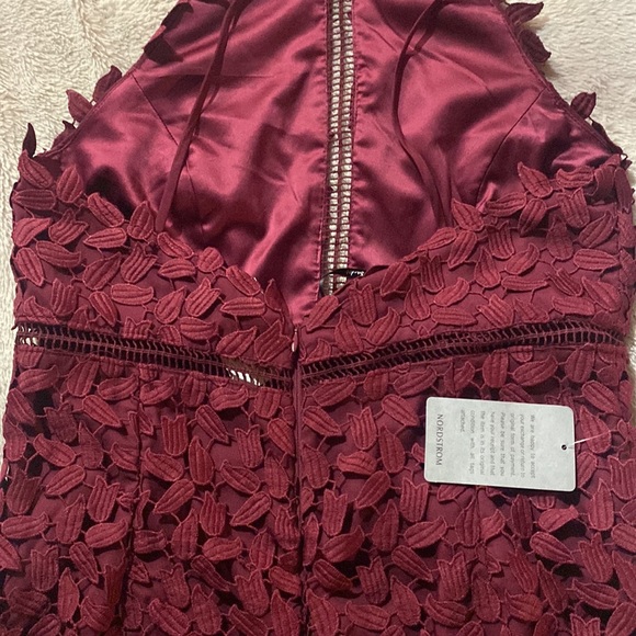 It’s New!! Burgundy light lace and lined. Screaming sexy a show stopper! - Picture 8 of 10